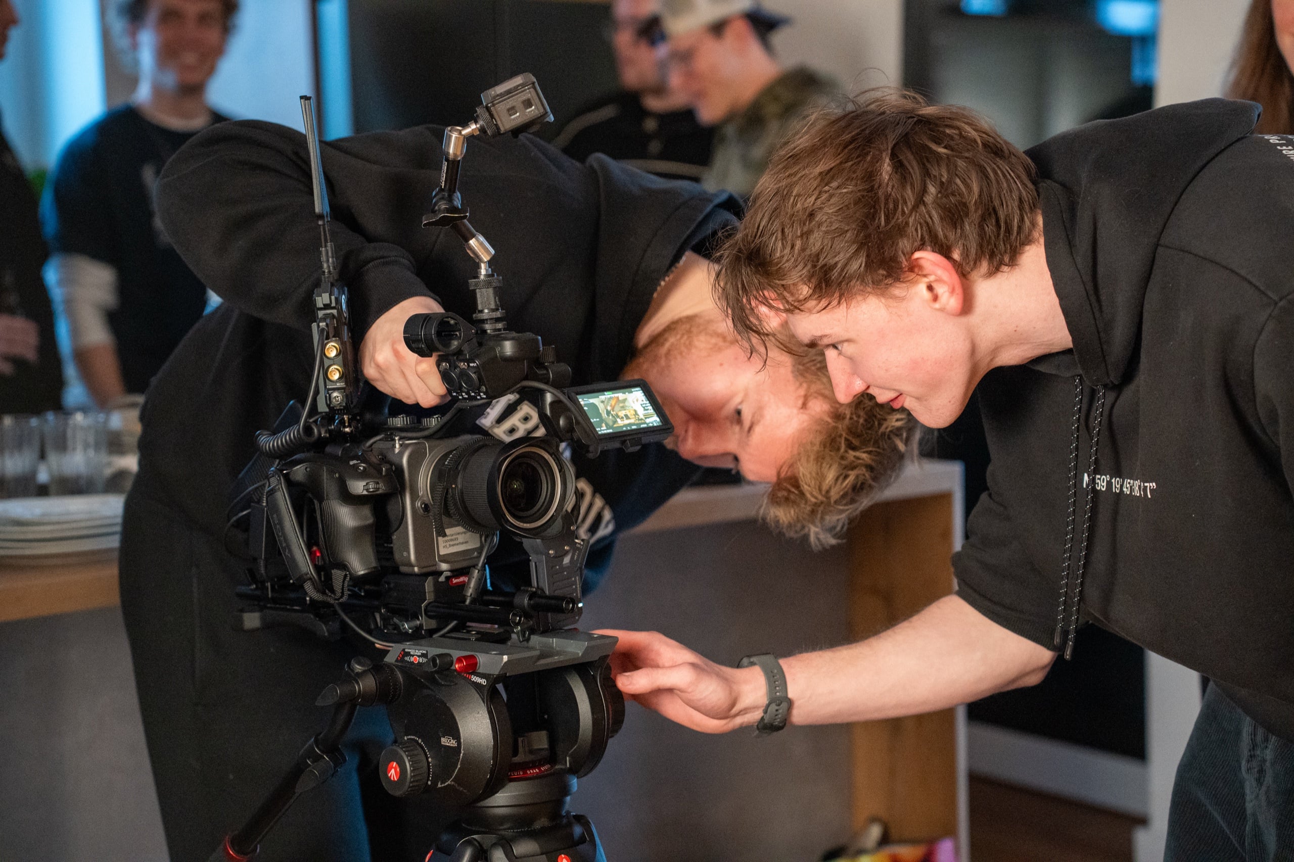 Behind the scenes during the Peter Fox – Haus am See production (18)